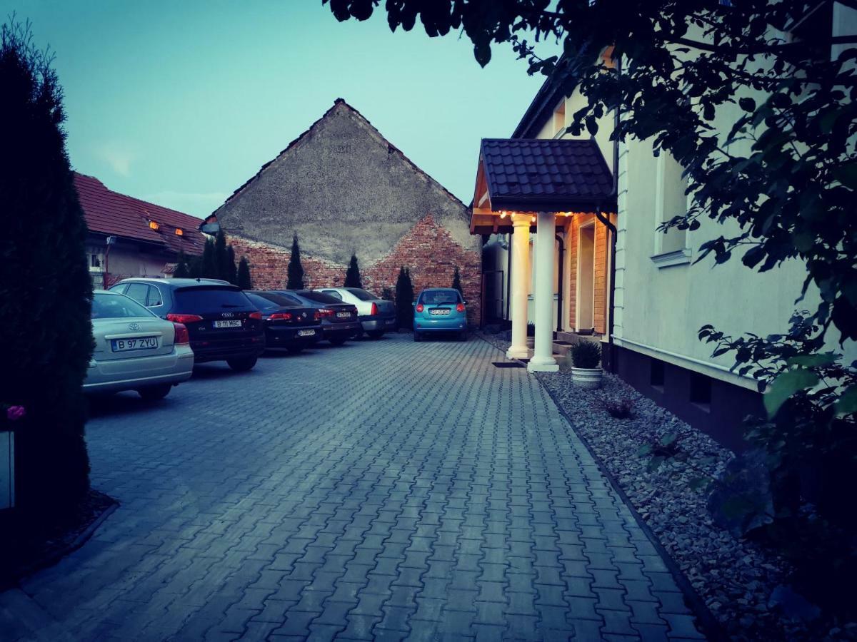 Pensiunea Casa Moga Bucium  Екстер'єр фото